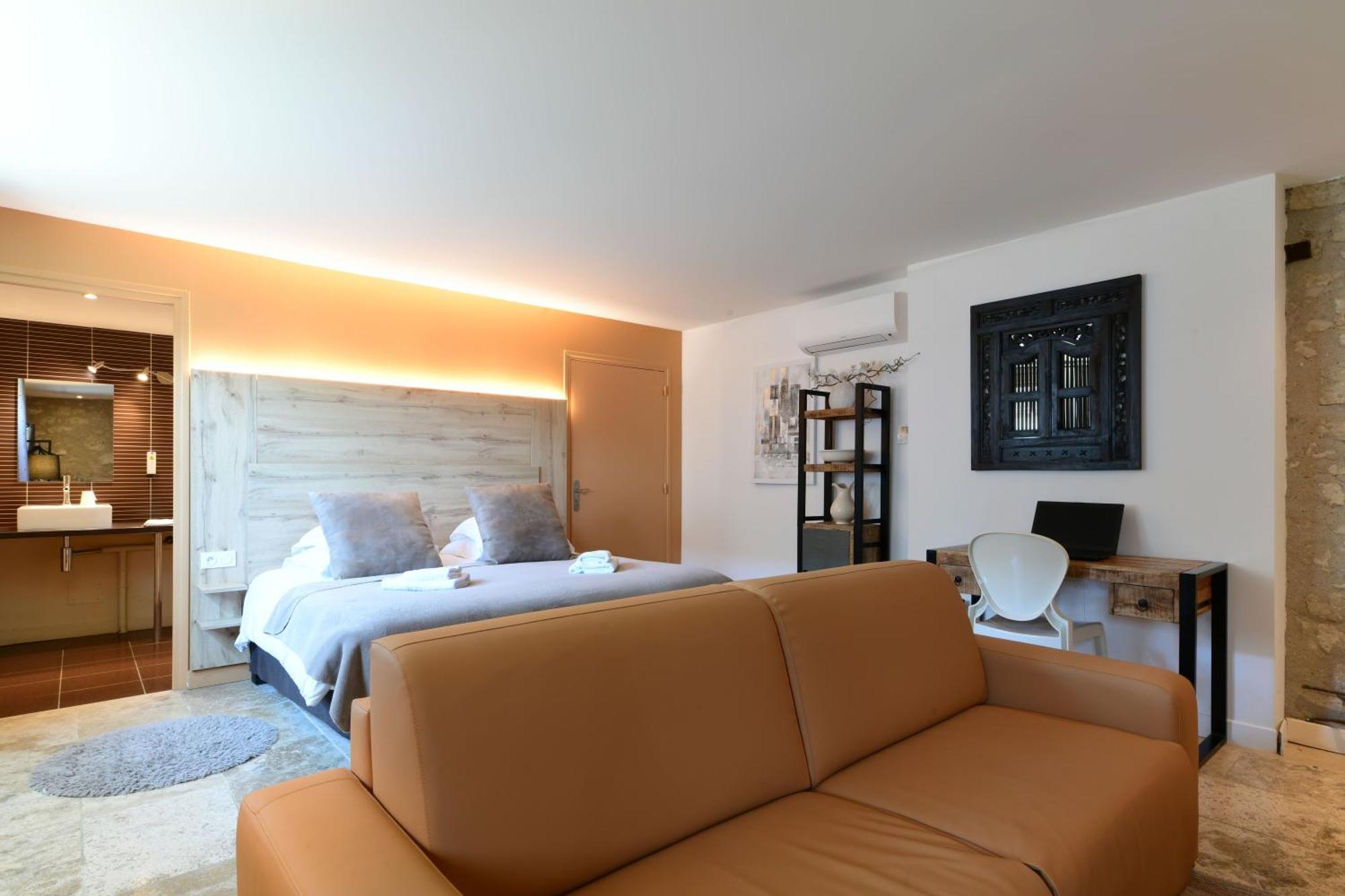 Logis L'Auberge De Larressingle Esterno foto