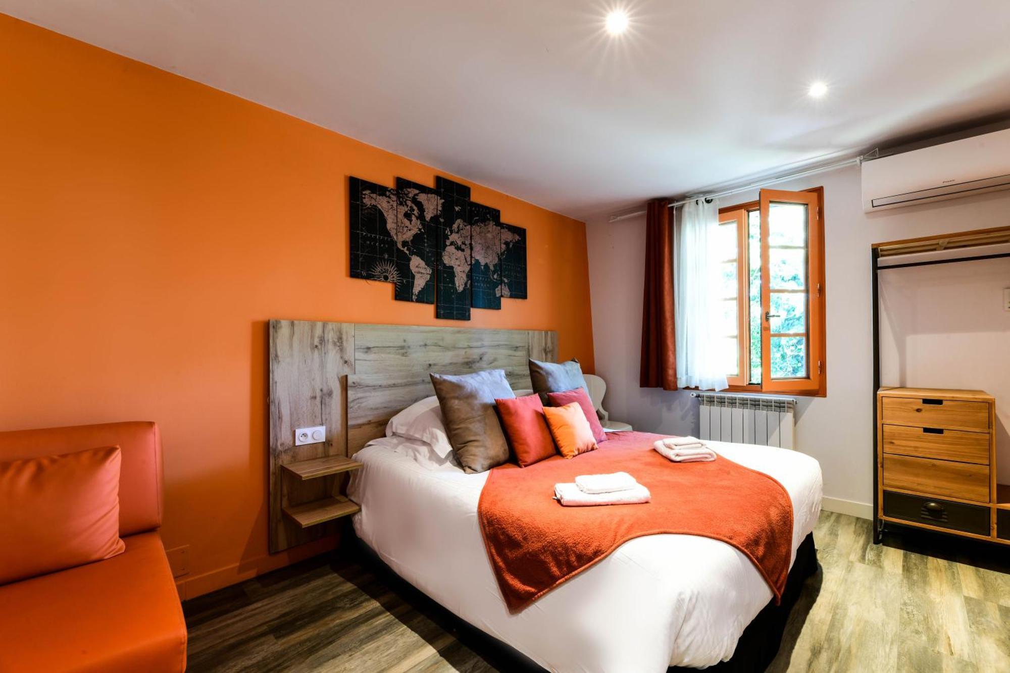 Logis L'Auberge De Larressingle Esterno foto
