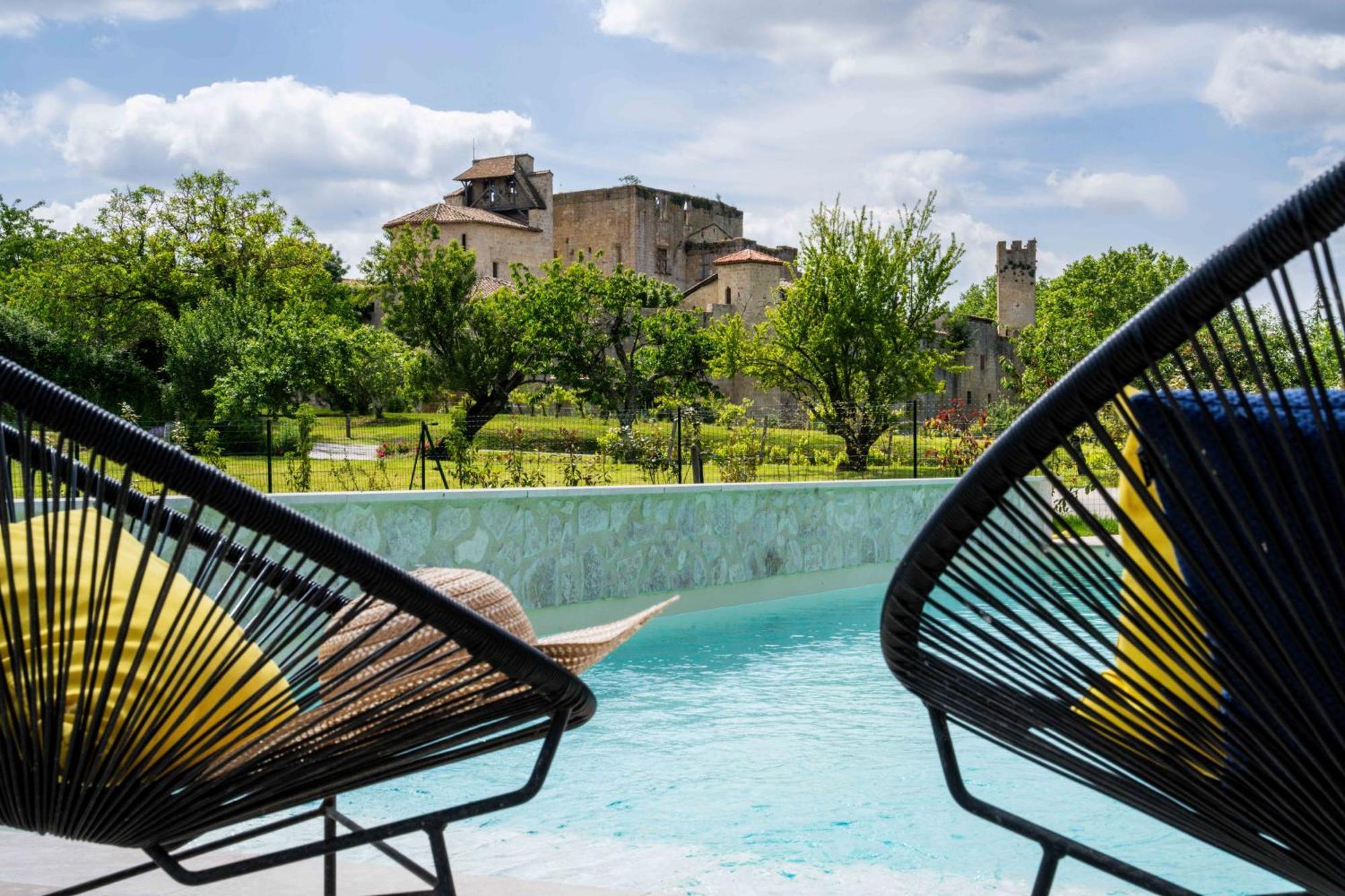 Logis L'Auberge De Larressingle Esterno foto